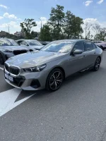 BMW 5 Series G60 (Серый) — изображение 3