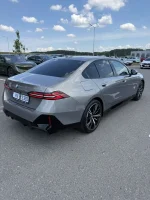 BMW 5 Series G60 (Серый) — изображение 5