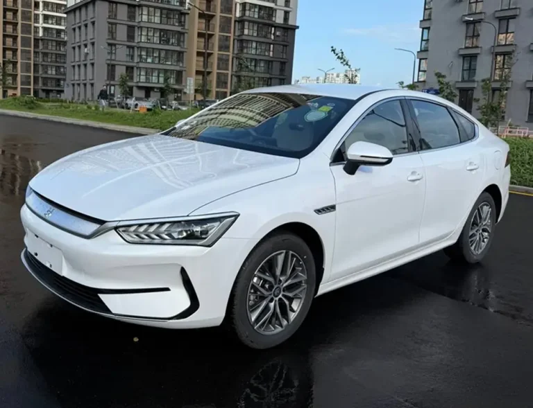 BYD Qin Plus — вид спереди
