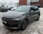Li Auto L6 — вид спереди